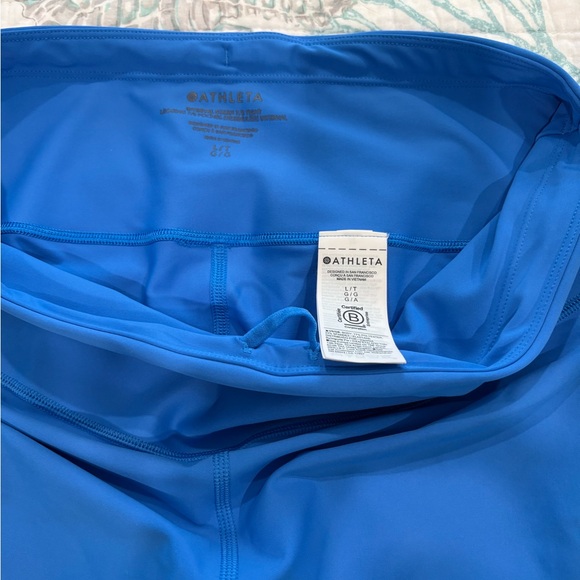 Athleta Internal Stash 7/8 Leggings, size large in the color Breaker (blue) - Picture 4 of 6